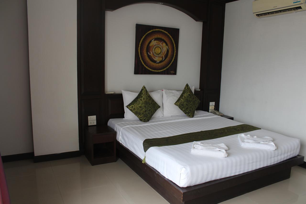 Patong Buri Hotel Экстерьер фото